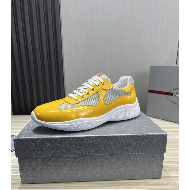 Pra*a casual shoes